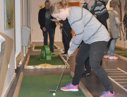 Minigolf med nykåret danmarksmester