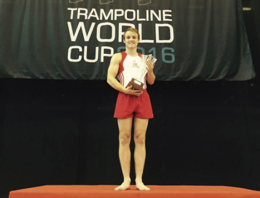 Ung tumbling-komet fra Låsby