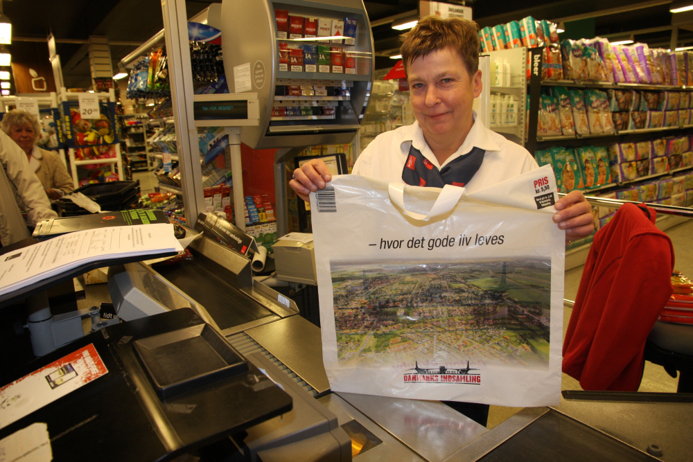 Kunderne bakker gerne op om indsamlingen