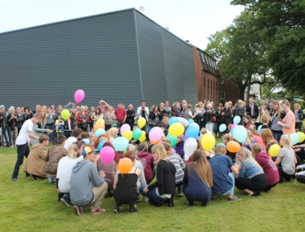 Klank Efterskole gik på ferie med stort show