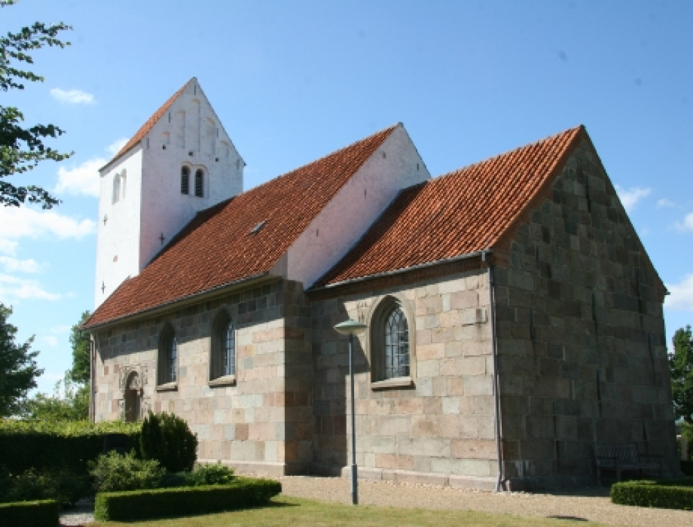 Hærværk på Stjær kirkegård