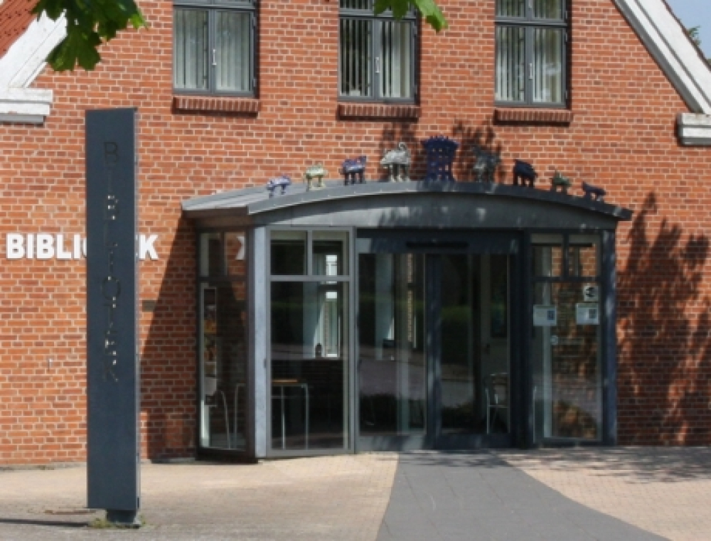 Skolebogen skiftes ud med Sommerbogen Skolebogen skiftes ud med Sommerbogen